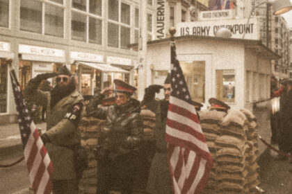 checkpoint charlie twierdza nrd wberlinie