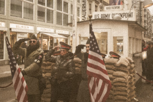 checkpoint charlie twierdza nrd wberlinie